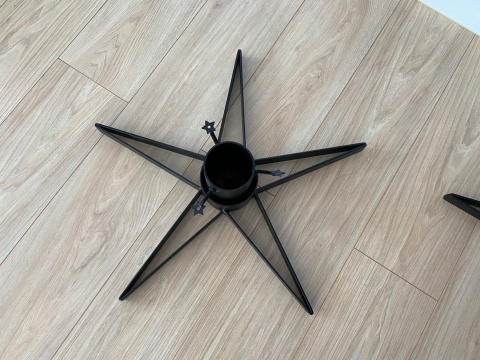 Stojak pod choinkę gwiazda rozmiar M