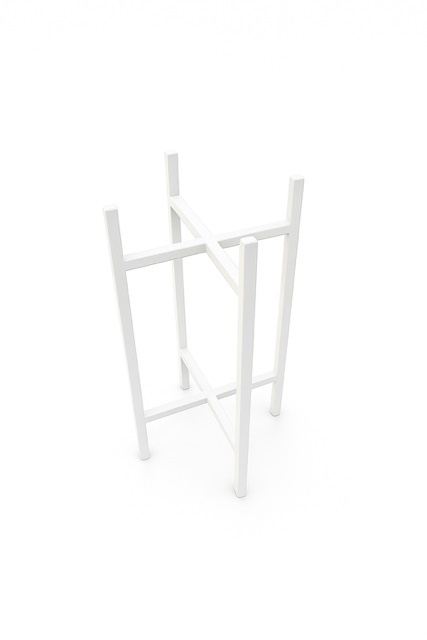 biały kwietnik do salonu elegancki design